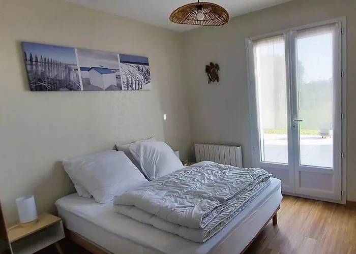 Maison Neuve 6/8p A La Cotiniere