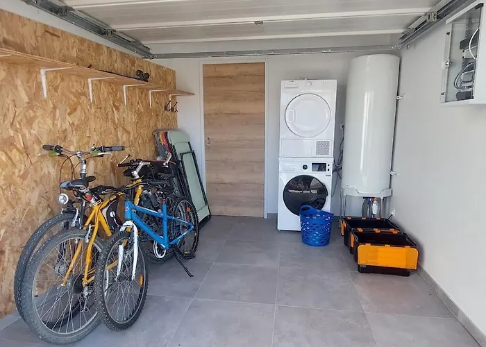 Holiday home Maison Neuve 6/8p A